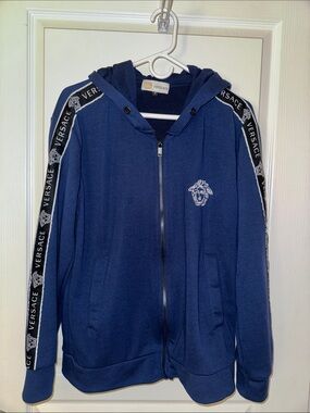 Men’s Versace hoodie in navy blue. Excellent condition.